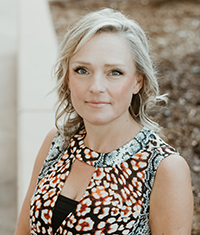 Julie Witkowski Headshot