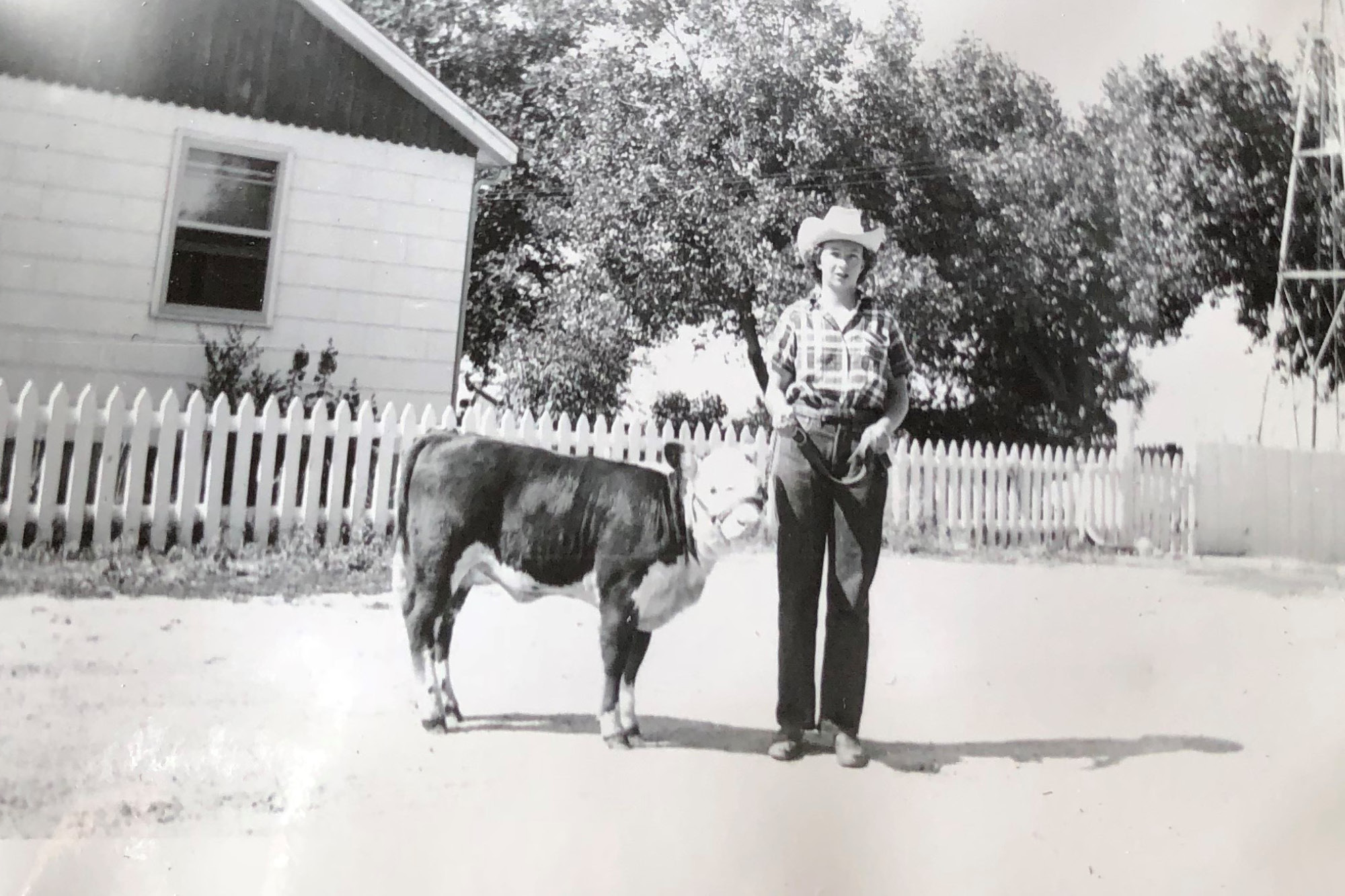 Mary Kanode with her show cow, Skeeter.